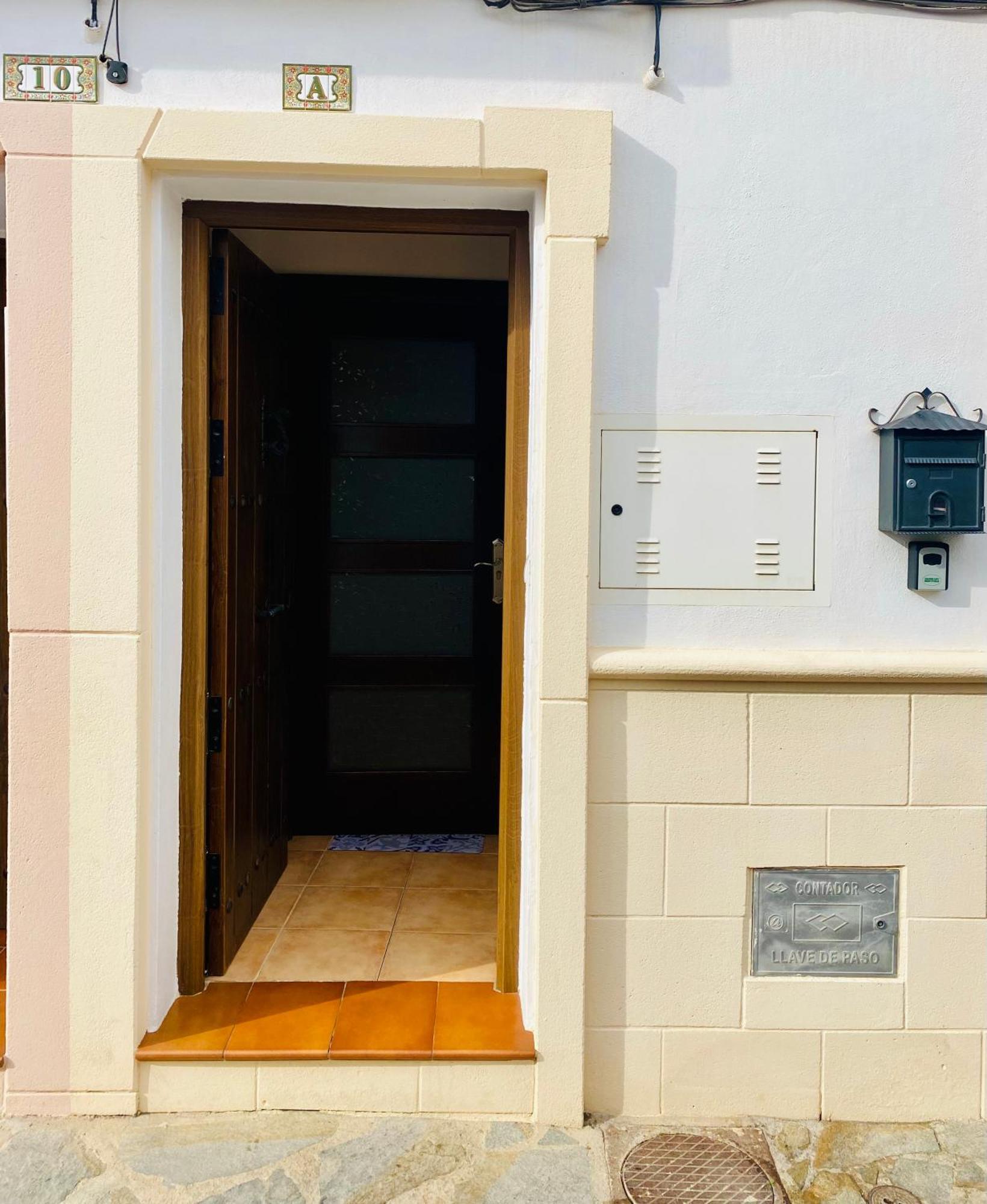 M&M Apartment روندا المظهر الخارجي الصورة